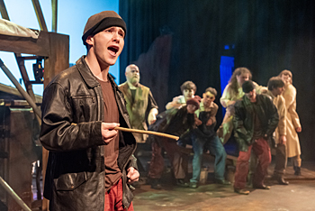 Animal_Farm
      (AnimalFarm_Dress_023.jpg)