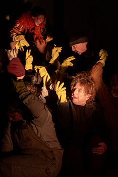 Animal_Farm
      (AnimalFarm_Dress_031.jpg)