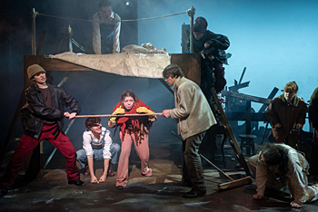 Animal_Farm
      (AnimalFarm_Dress_035.jpg)