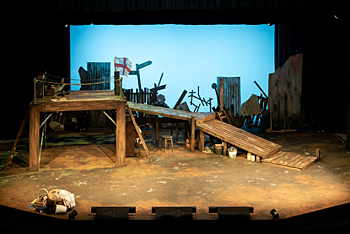 Animal_Farm
      (AnimalFarm_Dress_Set.jpg)