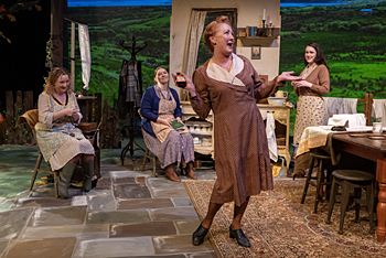 Dancing_at_Lughnasa_-_2025
      (DancingatLughnasa_Dress_012.jpg)