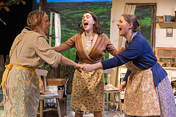 Dancing_at_Lughnasa_-_2025
      (DancingatLughnasa_Dress_016.jpg)