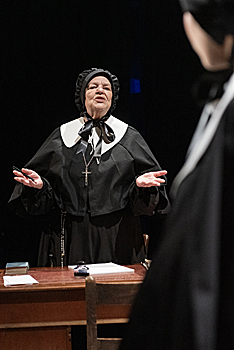 Doubt__A_Parable
      (Doubt_Dress_003.jpg)