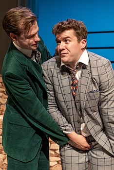 One_Man__Two_Guvnors
      (OneManTwoGuvnors_Dress_019.jpg)