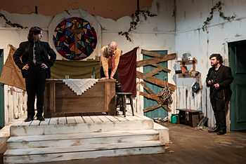 The_Cage_Protects_Me
      (TheCageProtectsMe_Dress_039.jpg)